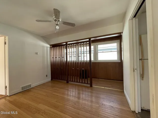 $1,300 | 1725 Union Street, Schenectady, NY 12309