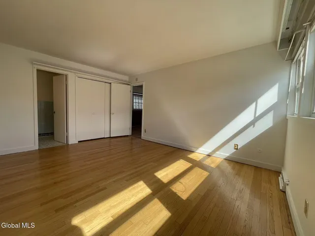 $1,300 | 1725 Union Street, Schenectady, NY 12309