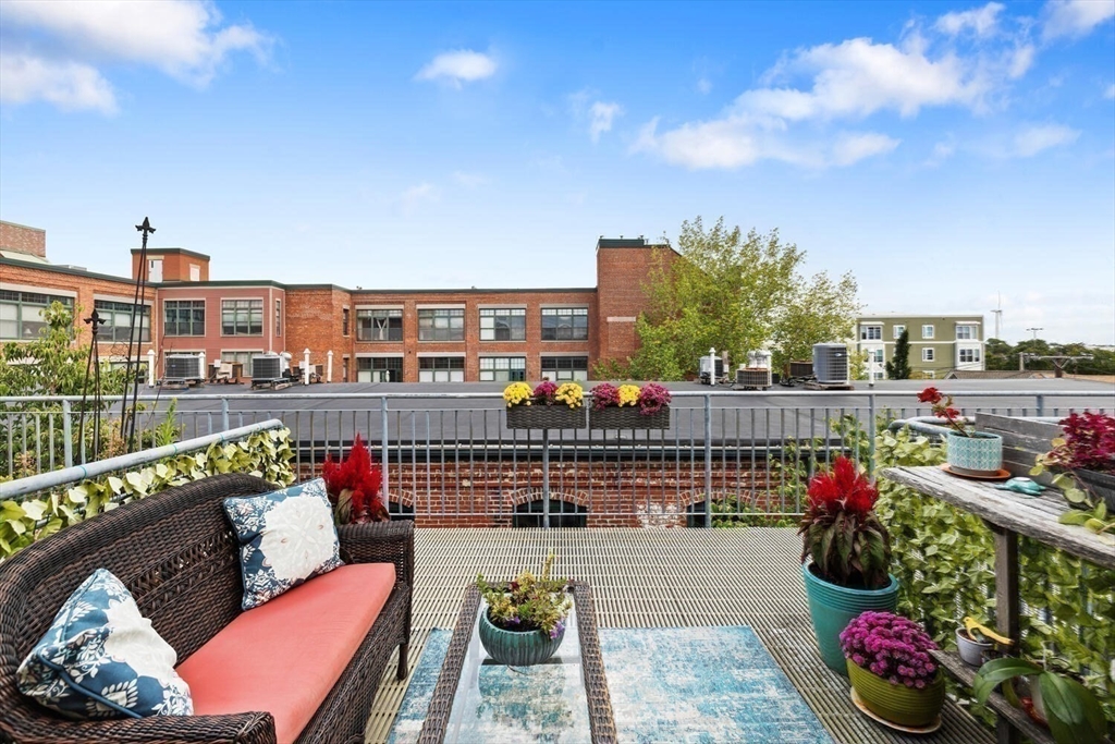 60 Dudley Street, Unit 32 Chelsea, MA 02150 - Photo 4 of 33