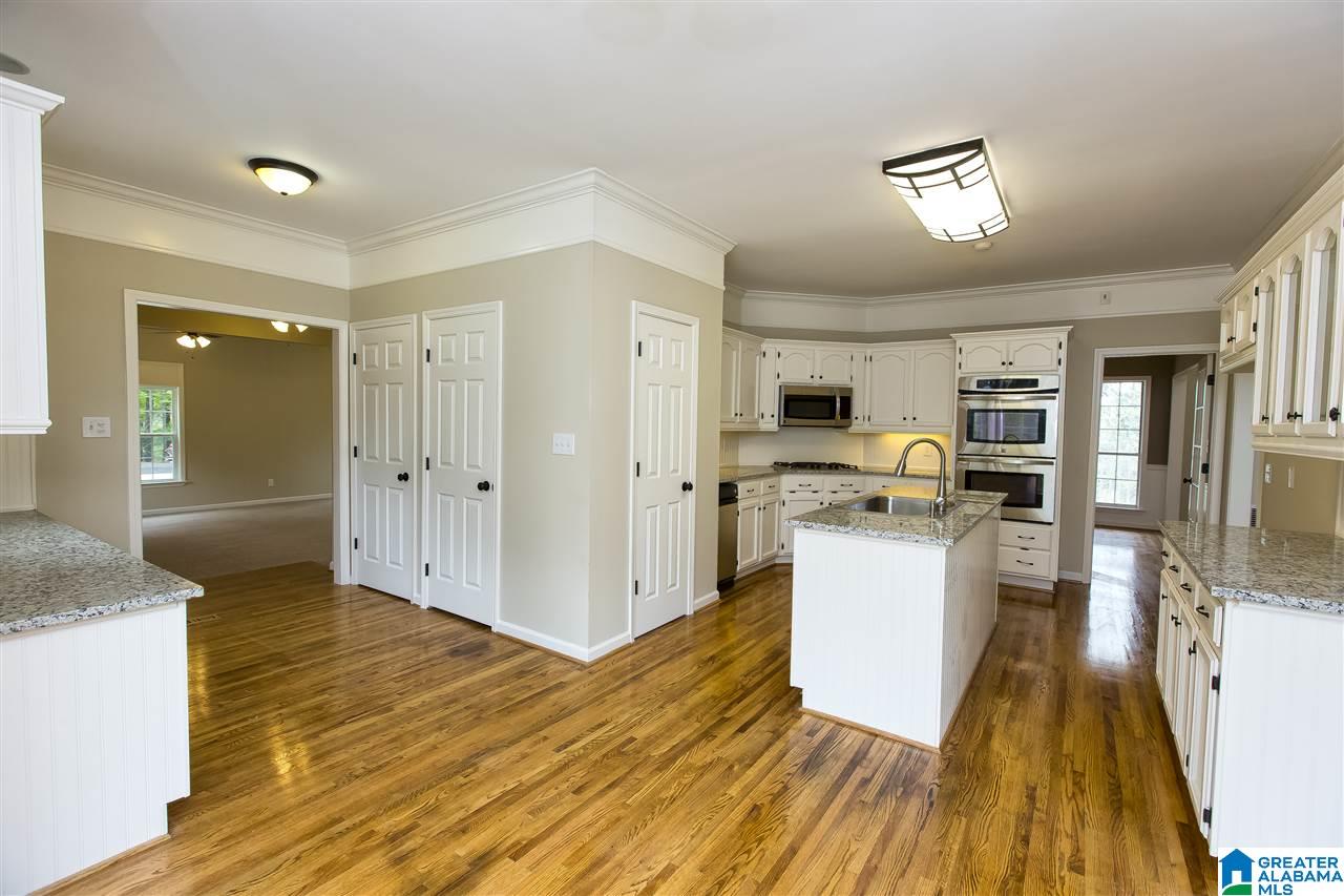 127 Weatherly Way Pelham, AL 35124 - Photo 10 of 25