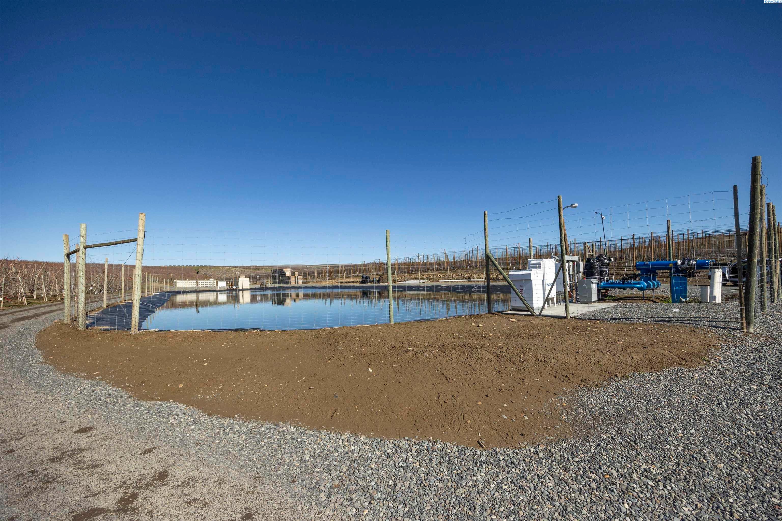3 & Lamb Ranch Farm Zillah, WA 98953 - Photo 8 of 16 Gallery Image 8