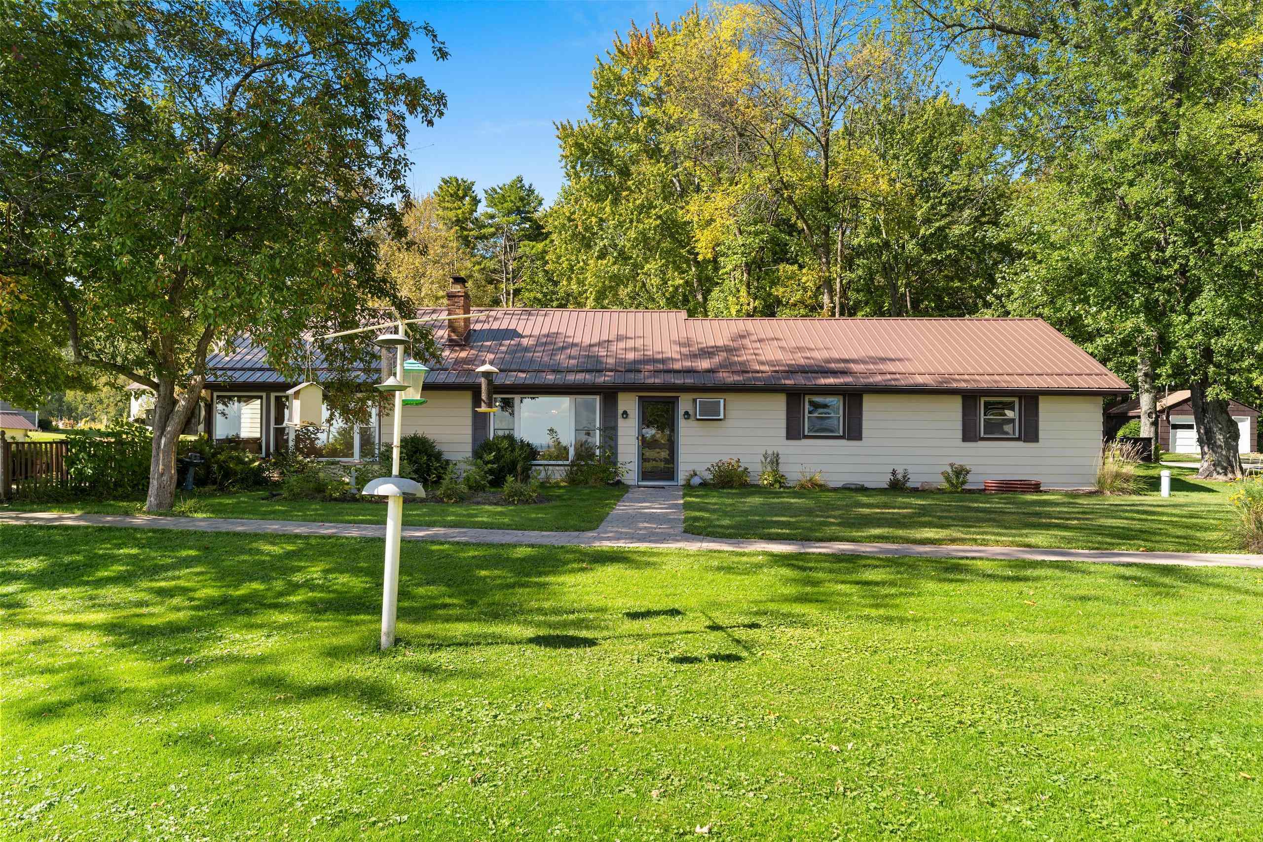 4135 Lade Beach Road Little Suamico, WI 54141 - Photo 41 of 83 Gallery Image 41