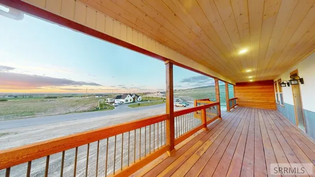 $1,100,000 | 1287 East 1090 North, Shelley, ID 83274