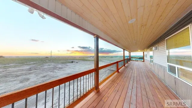 $1,100,000 | 1287 East 1090 North, Shelley, ID 83274