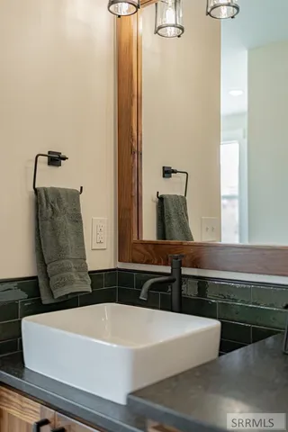 $1,100,000 | 1287 East 1090 North, Shelley, ID 83274