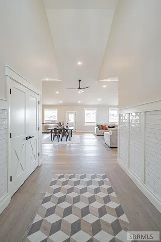 $1,100,000 | 1287 East 1090 North, Shelley, ID 83274