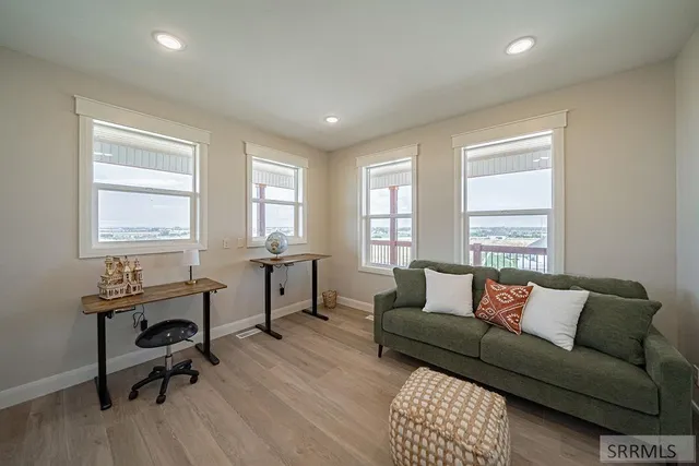 $1,100,000 | 1287 East 1090 North, Shelley, ID 83274