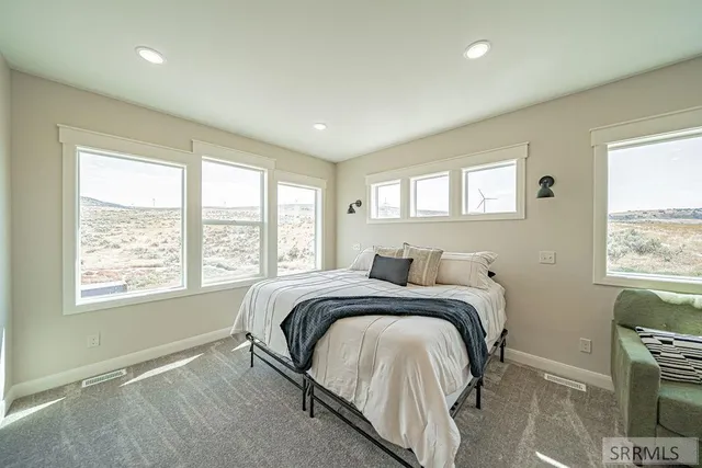 $1,100,000 | 1287 East 1090 North, Shelley, ID 83274