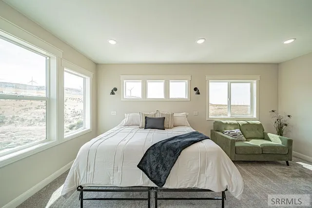 $1,100,000 | 1287 East 1090 North, Shelley, ID 83274