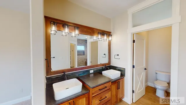 $1,100,000 | 1287 East 1090 North, Shelley, ID 83274