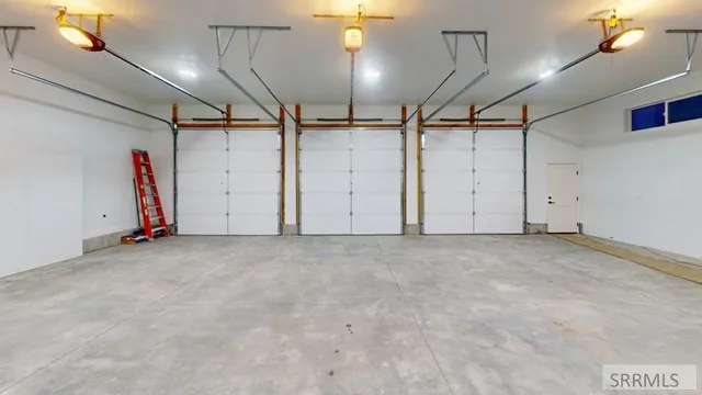 $1,100,000 | 1287 East 1090 North, Shelley, ID 83274