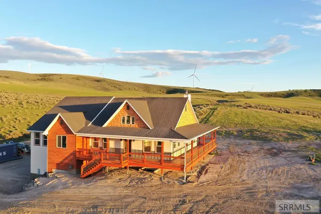 $1,100,000 | 1287 East 1090 North, Shelley, ID 83274