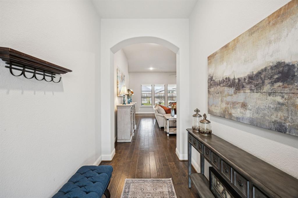 8116 Tramore The Colony, TX 75056 - Photo 3 of 36