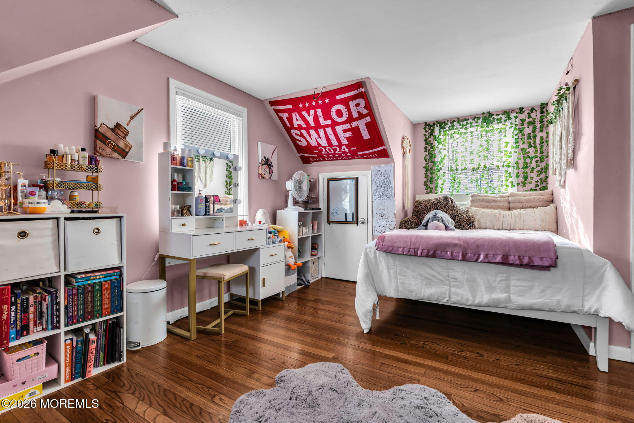 368 Sweetbriar Street Keyport, NJ 07735 - Photo 12 of 23 24-web-or-mls-DSC08097