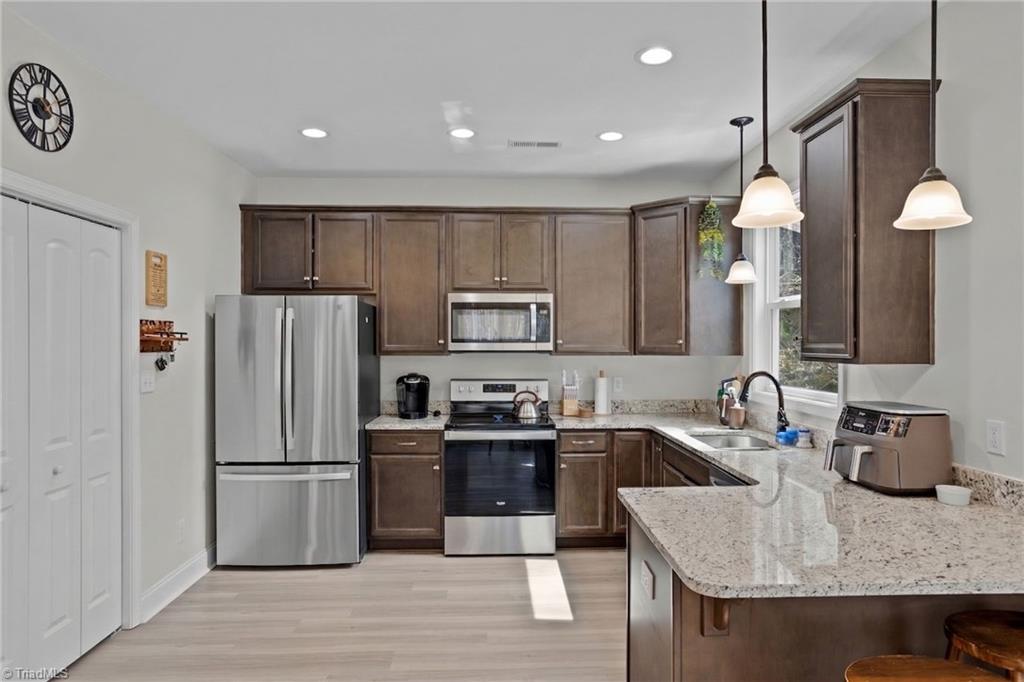 418 Davie Academy Road Mocksville, NC 27028 - Photo 18 of 39 Beautiful kitchen