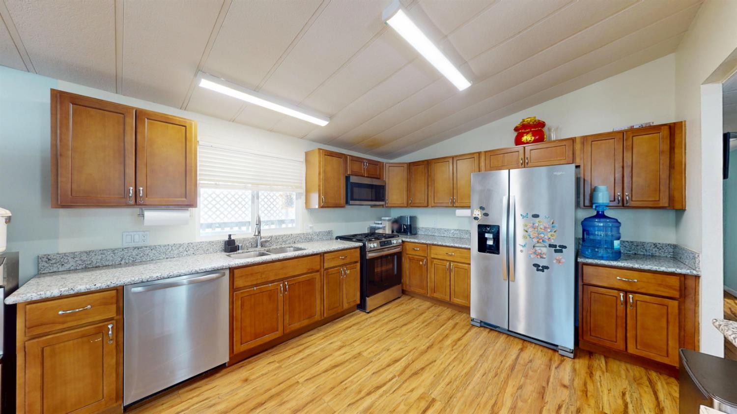 8200 Jantzen Road, Unit 8 Modesto, CA 95357 - Photo 9 of 23