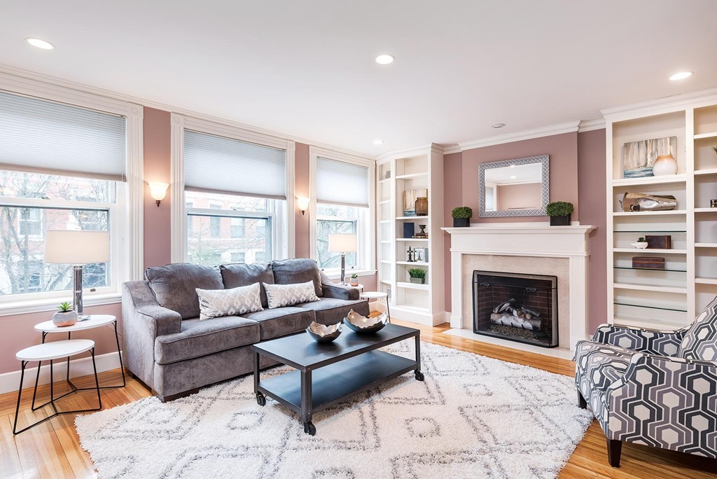 14 Warwick Road, Unit 2 Brookline, MA 02445 - Photo 3 of 14
