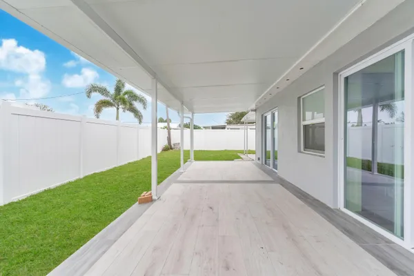 $439,000 | 1115 Stillwater Drive, Jupiter, FL 33458