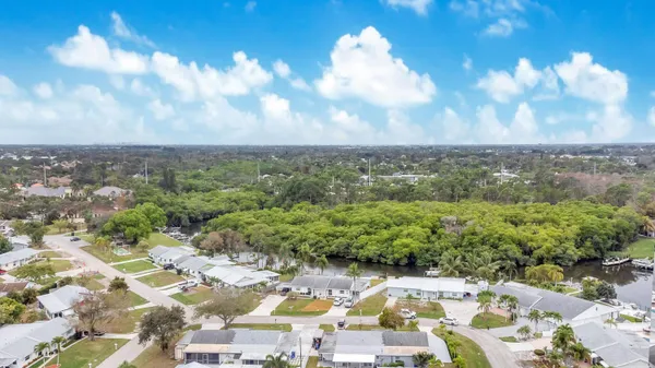 $439,000 | 1115 Stillwater Drive, Jupiter, FL 33458