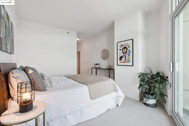 $719,000 | 1 Lakeside Drive, Unit 1010, Oakland, CA 94612