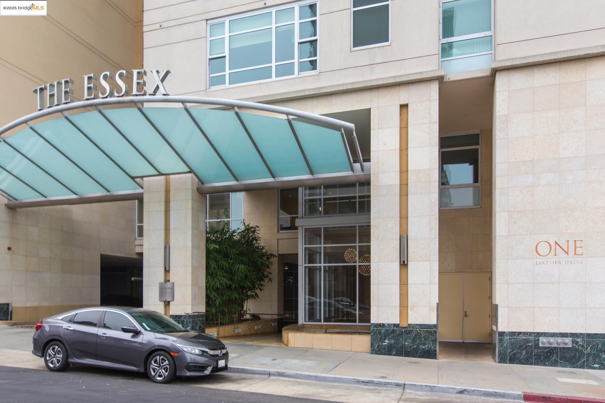 1 Lakeside Drive, Unit 1010 Oakland, CA 94612 - Photo 29 of 47 Doorway to property