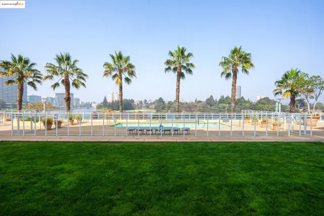 $719,000 | 1 Lakeside Drive, Unit 1010, Oakland, CA 94612