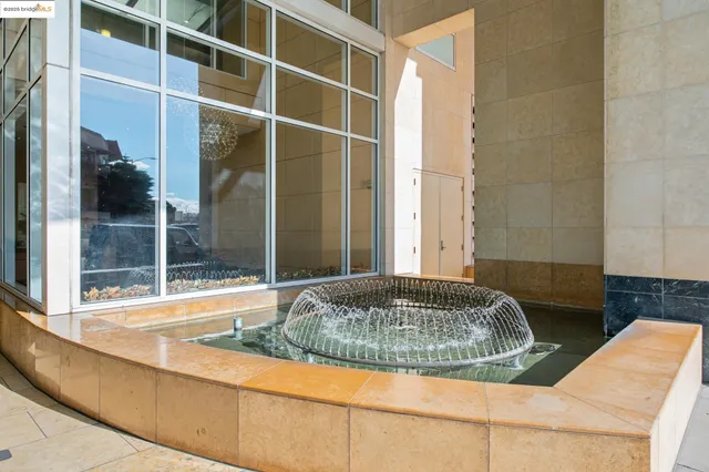 $719,000 | 1 Lakeside Drive, Unit 1010, Oakland, CA 94612