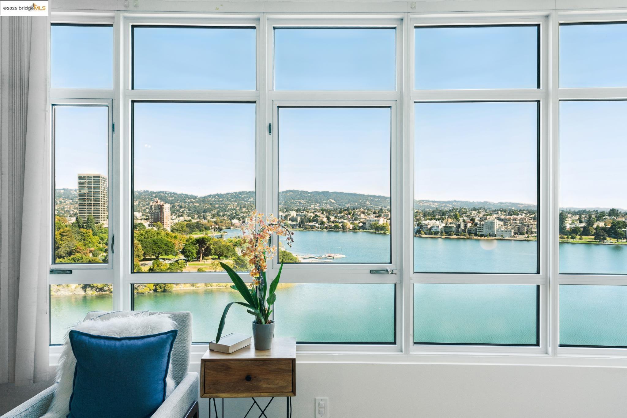 1 Lakeside Drive, Unit 1010 Oakland, CA 94612 - Photo 5 of 47 Water view with nearby urban area