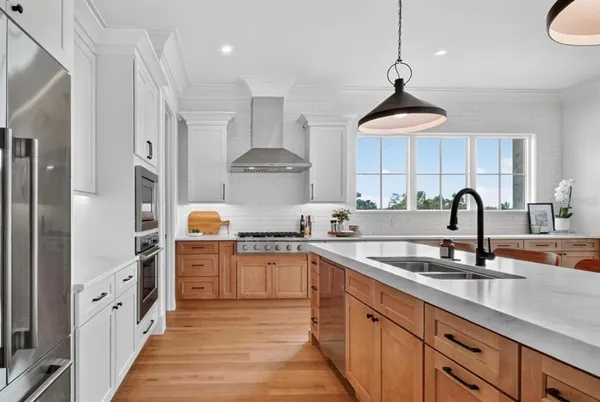 $1,995,000 | 576 Casey Loop Mount, Mount Dora, FL 32757