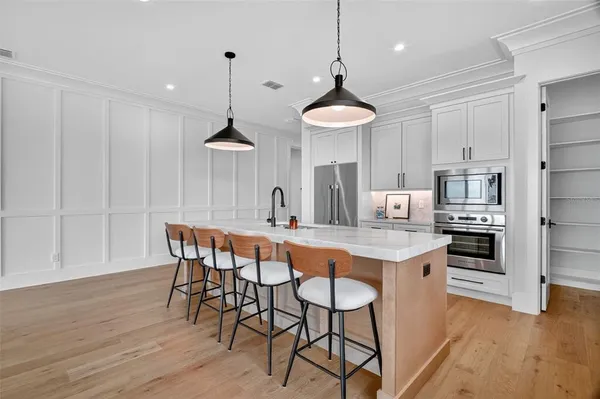 $1,995,000 | 576 Casey Loop Mount, Mount Dora, FL 32757