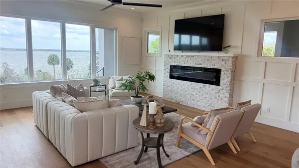 $1,995,000 | 576 Casey Loop Mount, Mount Dora, FL 32757