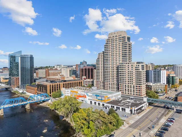 $390,000 | 127 Campau Avenue Northwest, Unit 1714, Grand Rapids, MI 49503