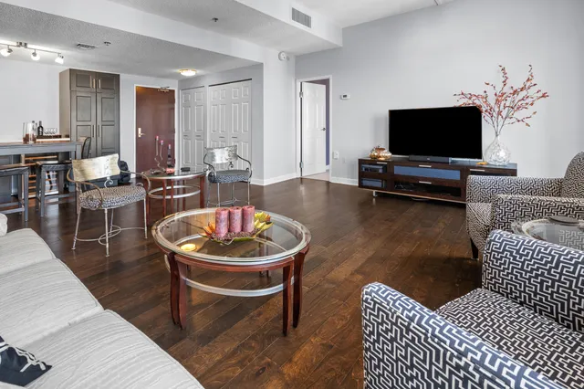 $390,000 | 127 Campau Avenue Northwest, Unit 1714, Grand Rapids, MI 49503