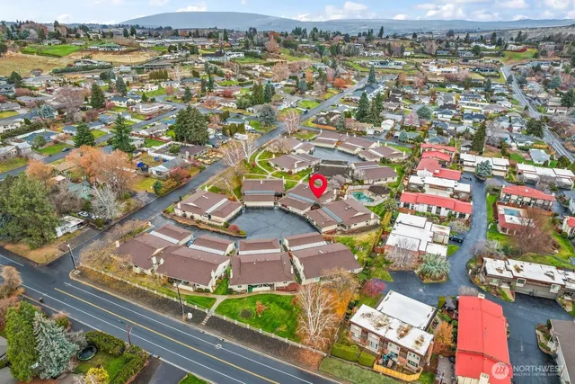 $325,000 | 611 North 50th Avenue, Unit 14, Yakima, WA 98908