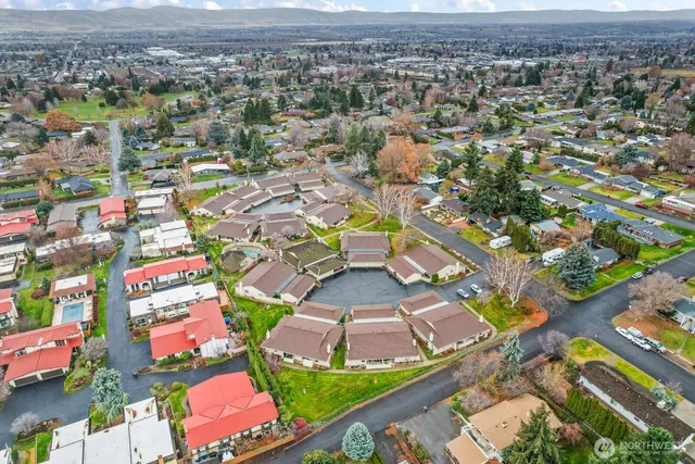 $325,000 | 611 North 50th Avenue, Unit 14, Yakima, WA 98908