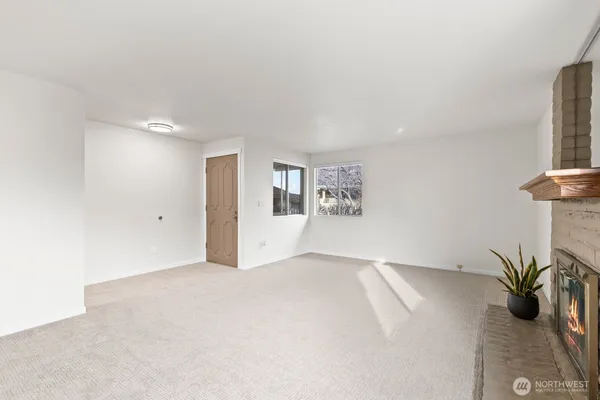 $309,000 | 611 North 50th Avenue, Unit 14, Yakima, WA 98908