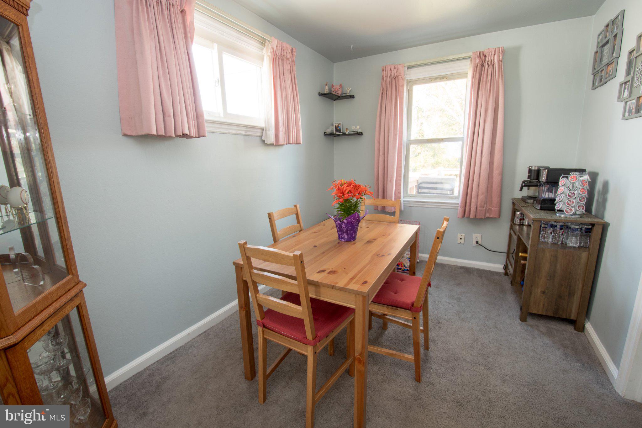 111 West Ridley Avenue Norwood, PA 19074 - Photo 7 of 34 Cozy dining space with natural light.