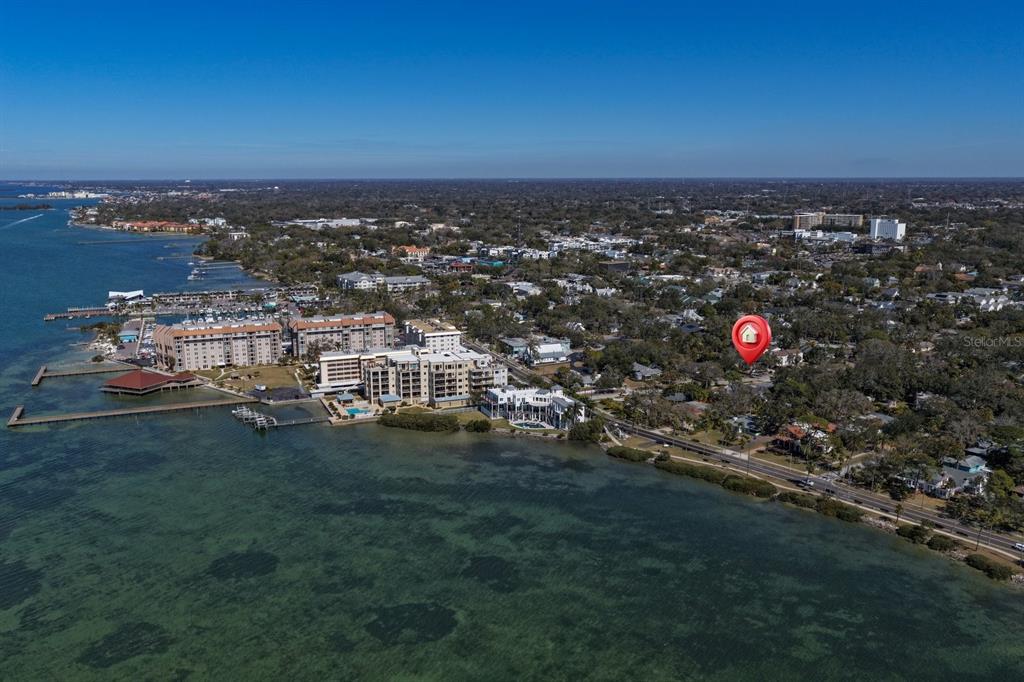 240 President Street Dunedin, FL 34698 - Photo 5 of 19 an aerial view of multiple house