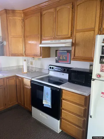 $219,500 | 193 Los Altos Drive, Rawlins, WY 82301