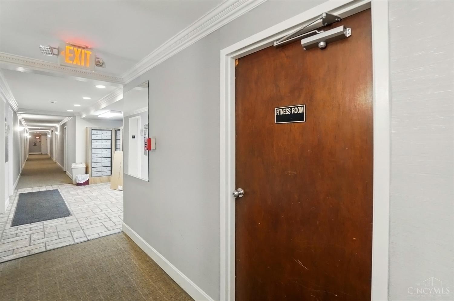 1815 William Howard Taft Road, Unit 702 Cincinnati, OH 45206 - Photo 28 of 35