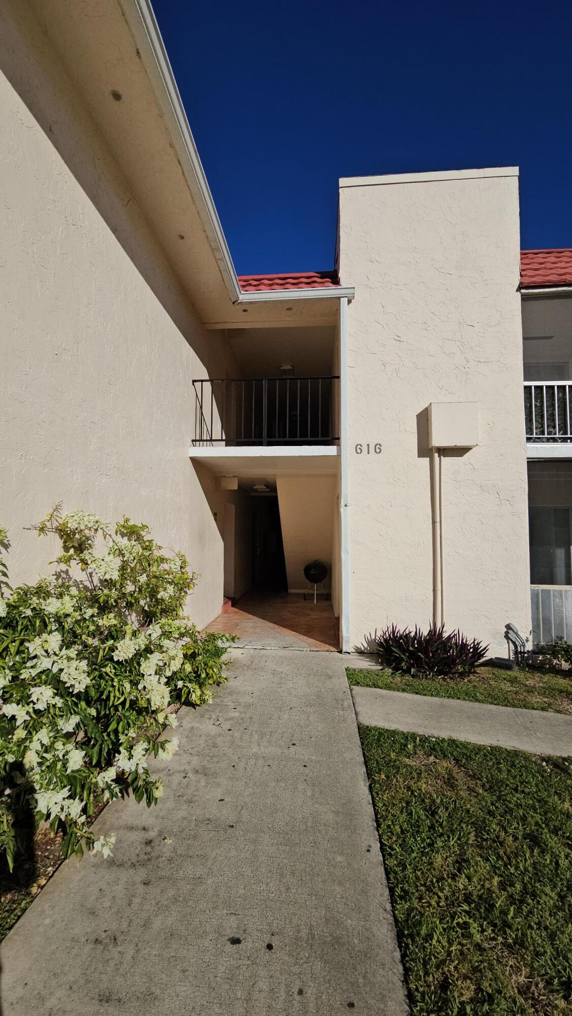 616 Northwest 13th Street, Unit 17 Boca Raton, FL 33486 - Photo 1 of 17 ENTRANCE TO THE BUILDING
