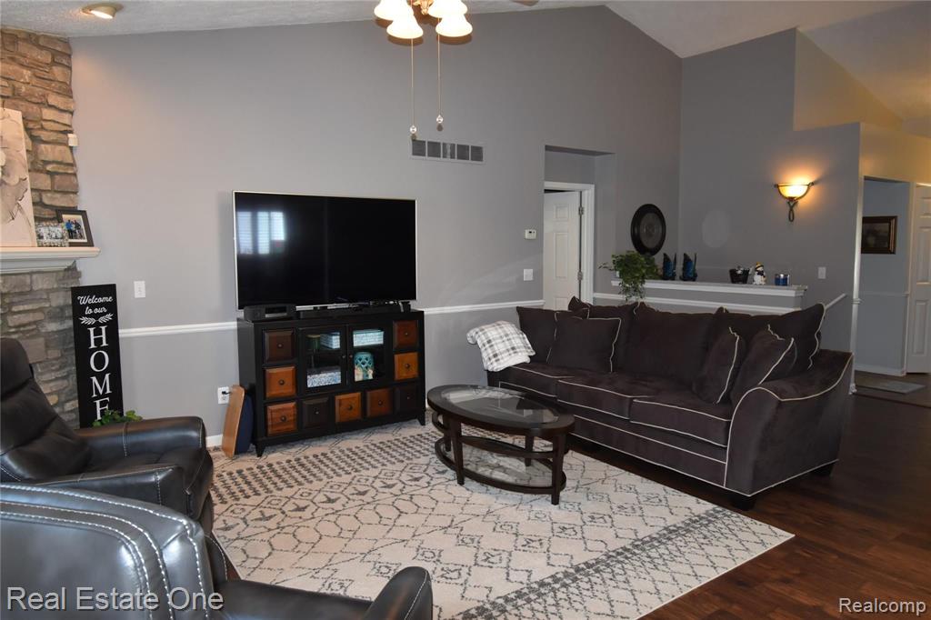 26258 Wacker Drive, Unit 200 Chesterfield, MI 48051 - Photo 10 of 43