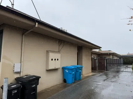 a house view with a outdoor space