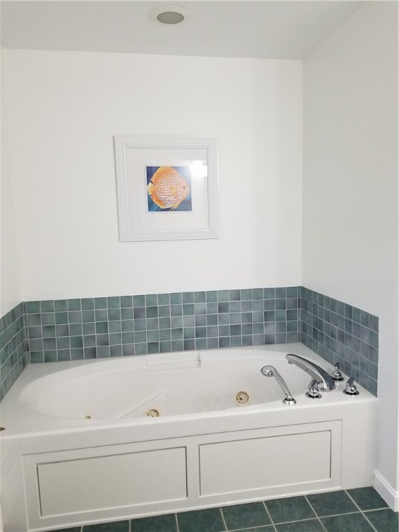 75 Taylor Road Portsmouth, RI 02871 - Photo 26 of 38