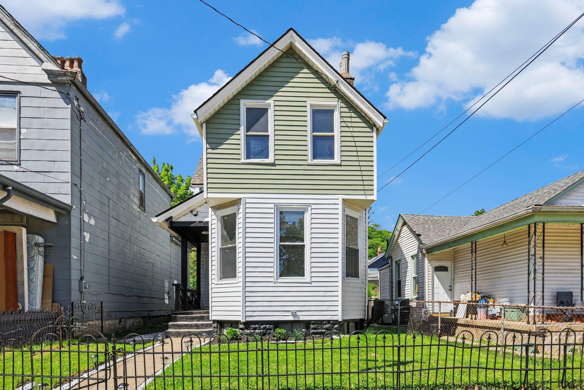 2413 Herman Street Covington, KY 41014 - Photo 1 of 17