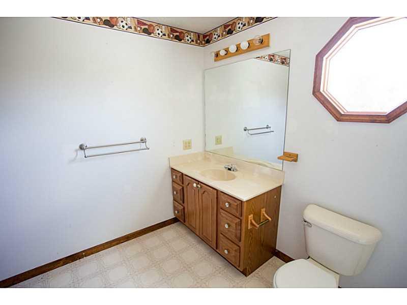 8335 Springfield Jamestown Road Springfield, OH 45502 - Photo 16 of 25