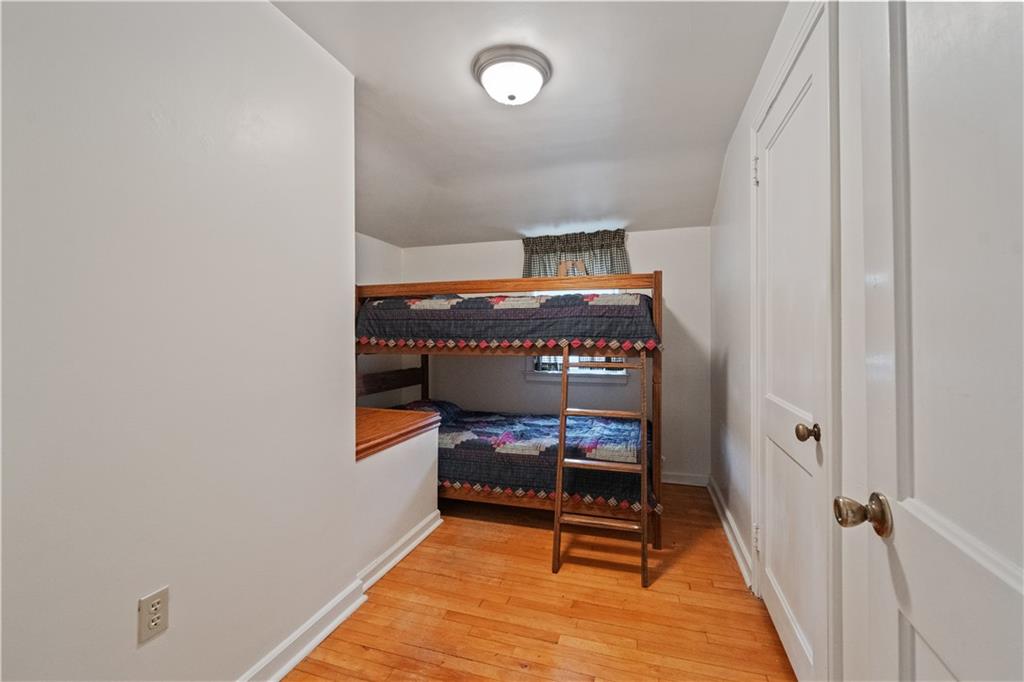 116 Virginia Road Pittsburgh, PA 15237 - Photo 22 of 29 a reading room with furniture and wooden floor