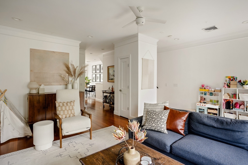 39 Cottage Street, Unit 2 Boston, MA 02128 - Photo 3 of 24