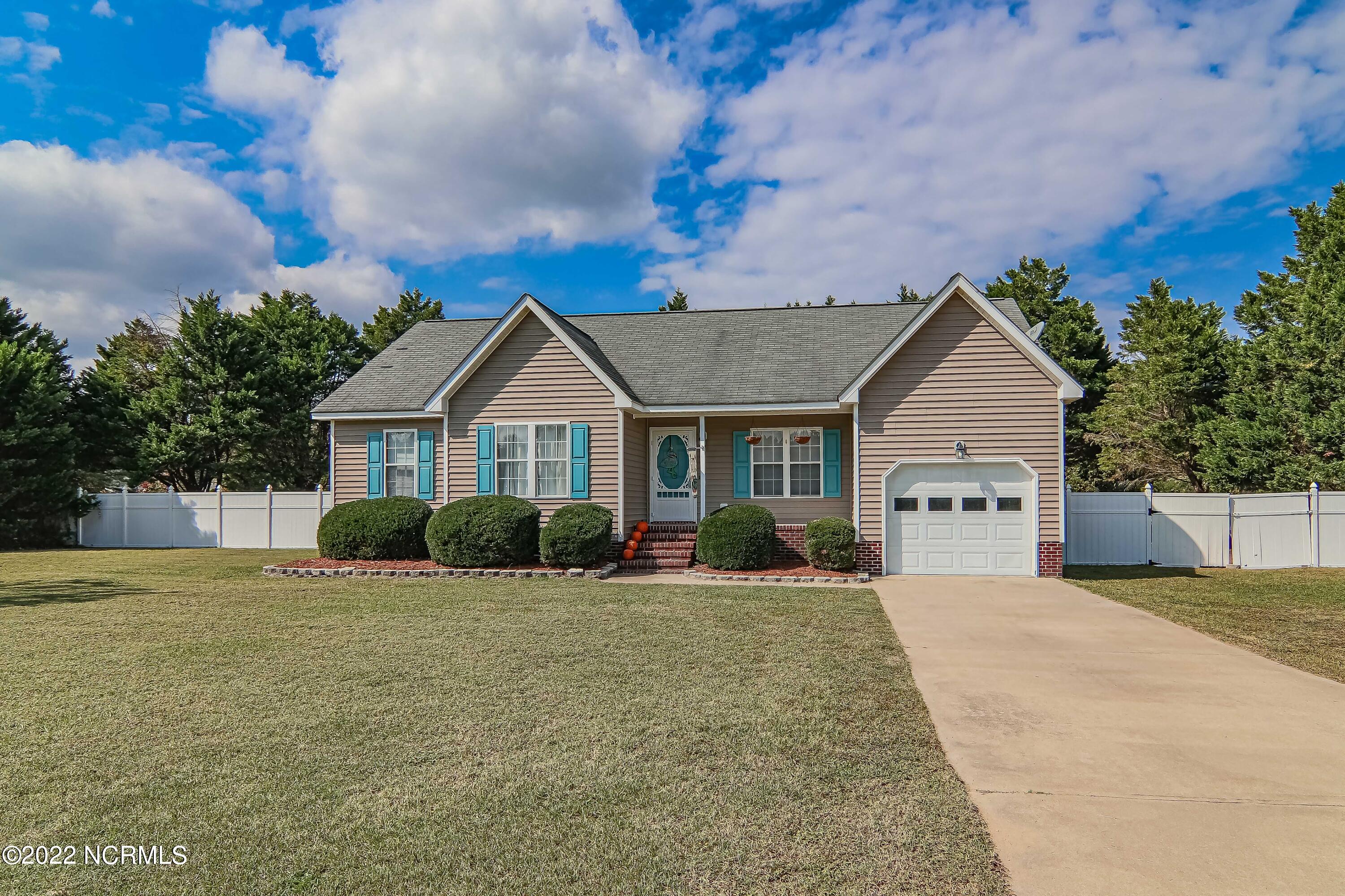 105 Drysdale Lane, Pikeville, NC 27863 Compass