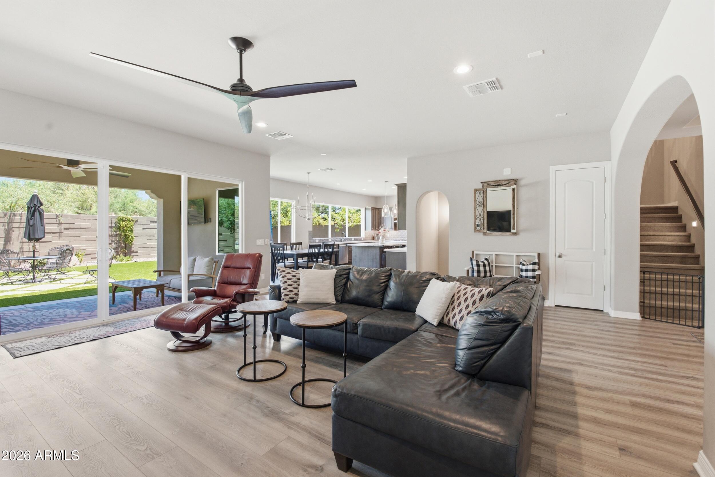 2122 West Rowel Road Phoenix, AZ 85085 - Photo 15 of 79